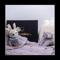 „Cloudy Moments“ – luxuriöse Baby Geschenkbox mit Bio-Merinowolle und handgefertigten Lieblingsstücken
