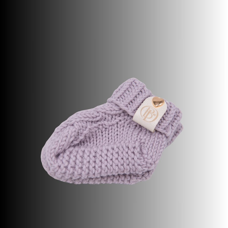 „Cloudy Moments“ – luxuriöse Baby Geschenkbox mit Bio-Merinowolle und handgefertigten Lieblingsstücken