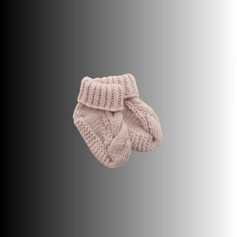„Cloudy Moments“ – luxuriöse Baby Geschenkbox mit Bio-Merinowolle und handgefertigten Lieblingsstücken