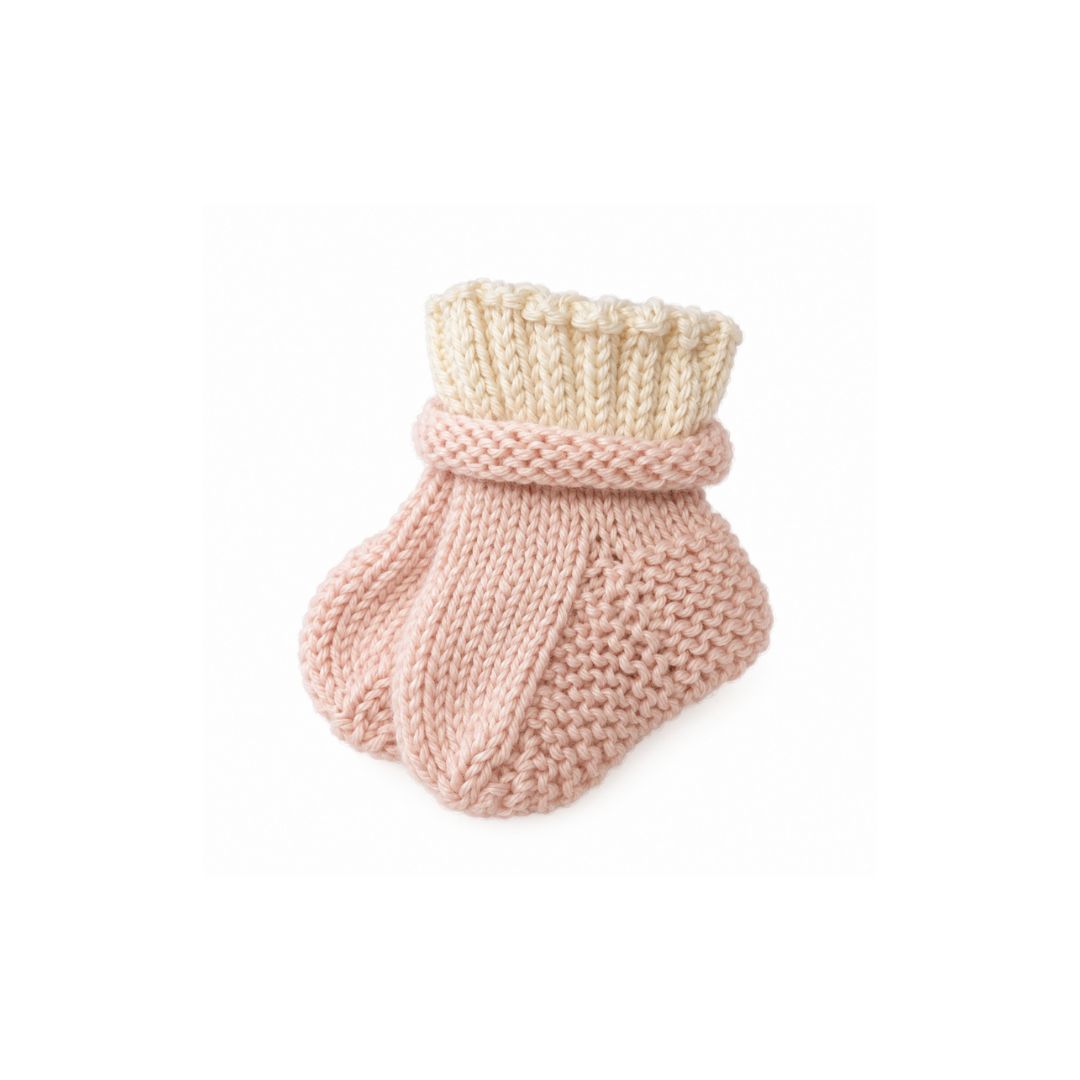 Handgestrickte Babysöckchen aus Bio-Merinowolle – deine Farbkombination