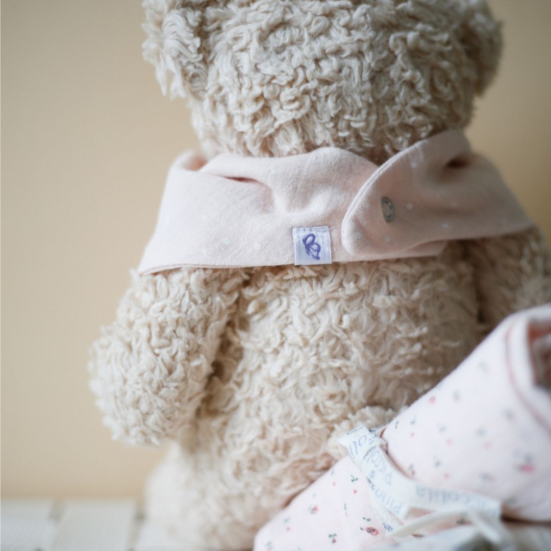 Babyhalstuch von Piccolila in verschiedenen Designs