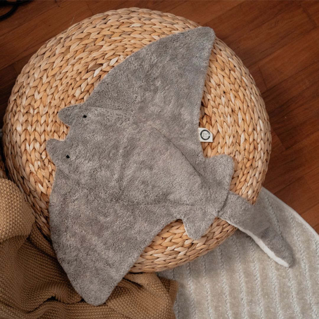 Kuscheltier Manta klein | grau
